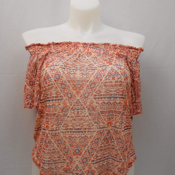 BUNDLE OF 2 | NO BOUNDARIES SHEER LACE TOP W/BATWING SLEEVES | XL {15-17} - Picture 13 of 14